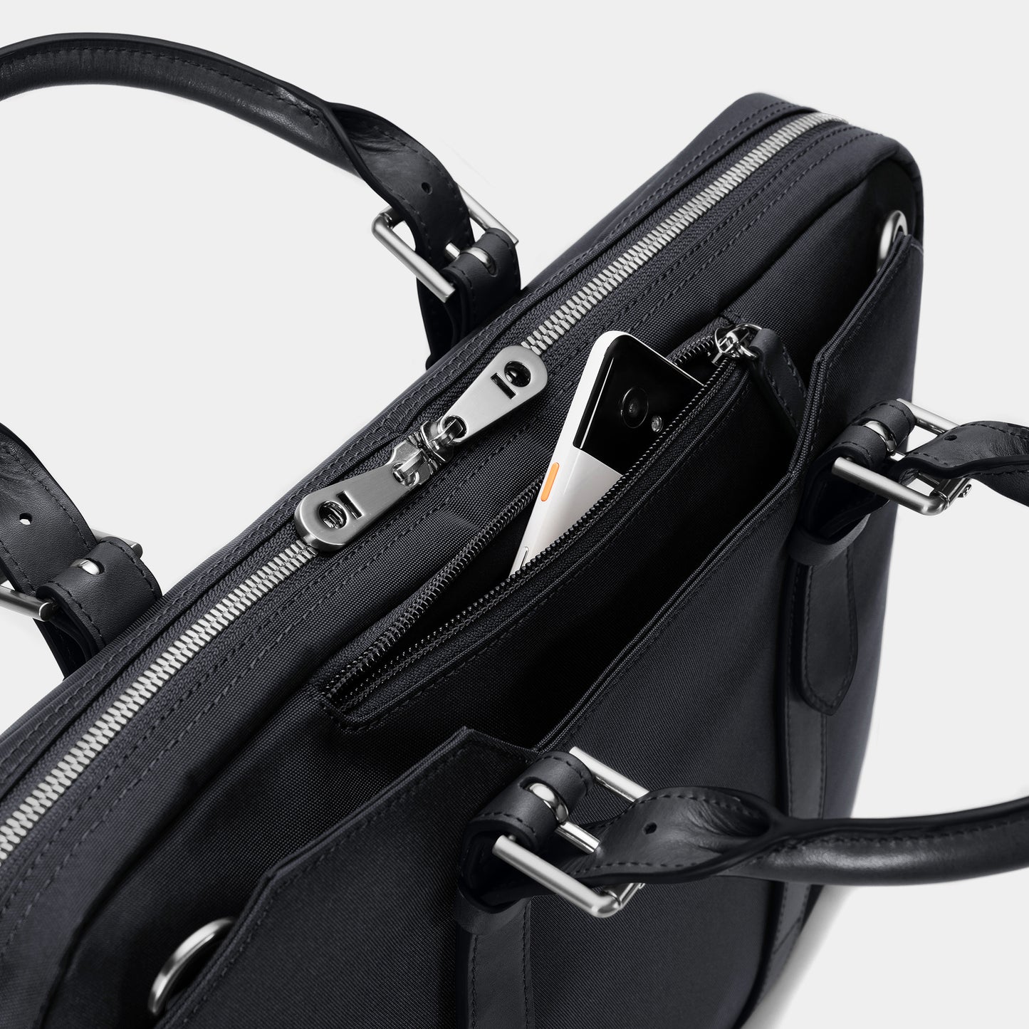 Cary Briefcase - Gen 2 - Slim - Black